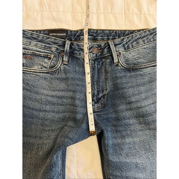 Emporio Armani J06 Slim-Fit Washed Denim Jeans - Picture 8 of 15